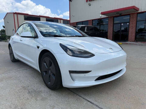 2021 Tesla Model 3 Standard Range Plus