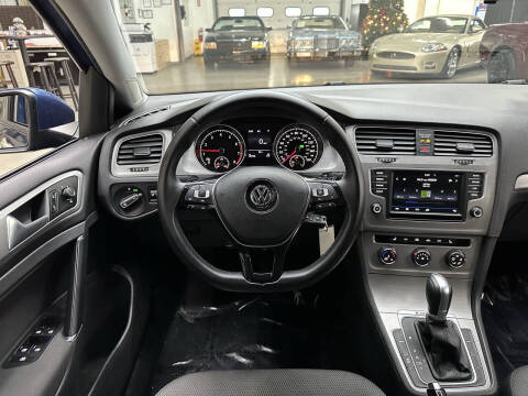 2017 Volkswagen Golf SportWagen TSI S 4Motion