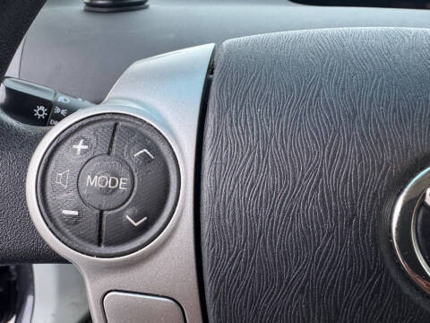 2012 Toyota Prius Two