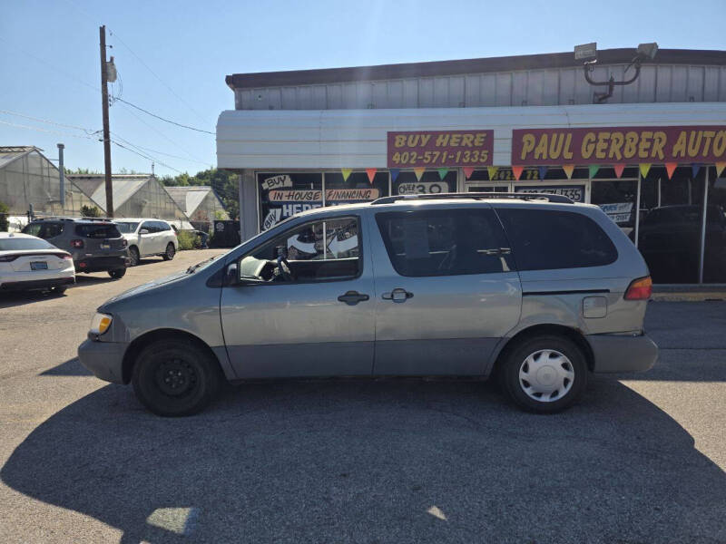 2000 Toyota Sienna XLE