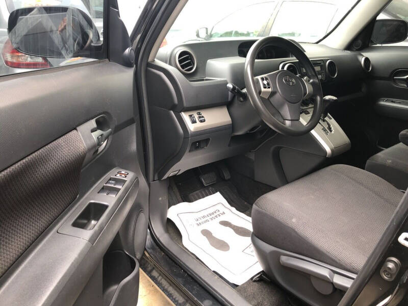 2008 Scion xB
