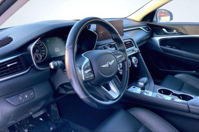 2023 Genesis G70