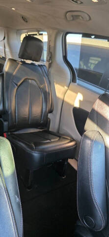 2020 Chrysler Pacifica Touring L