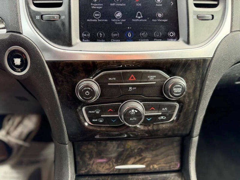 2018 Chrysler 300 Limited