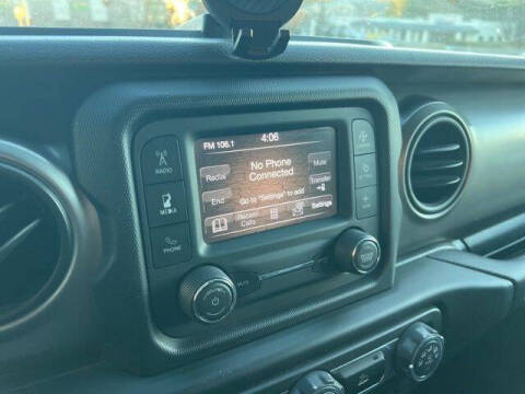 2020 Jeep Gladiator Sport