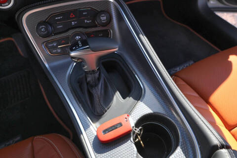 2015 Dodge Challenger SRT Hellcat