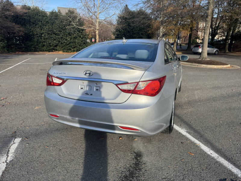 2011 Hyundai Sonata GLS