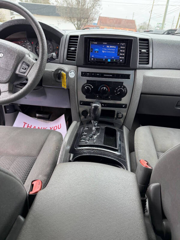 2006 Jeep Grand Cherokee Laredo