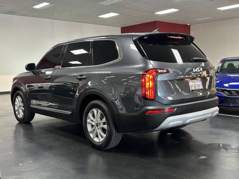 2022 Kia Telluride LX