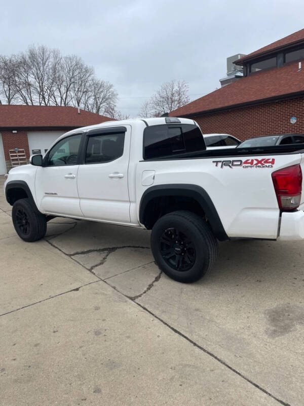 2017 Toyota Tacoma