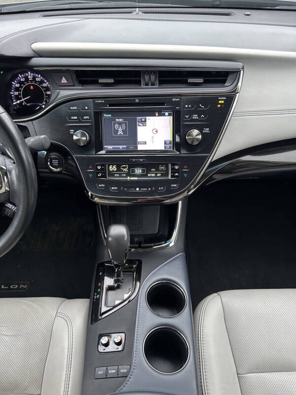 2015 Toyota Avalon Limited