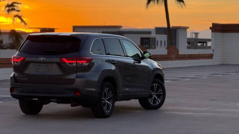 2018 Toyota Highlander LE