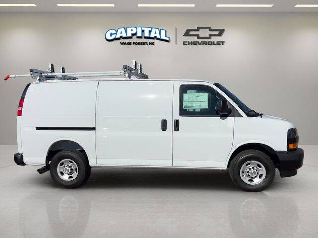 2025 Chevrolet Express 2500