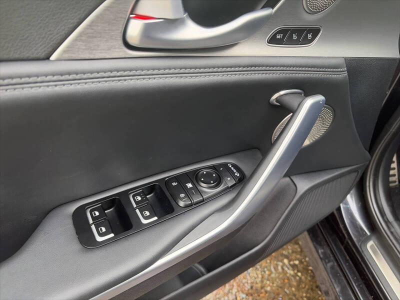 2019 Kia Stinger GT1