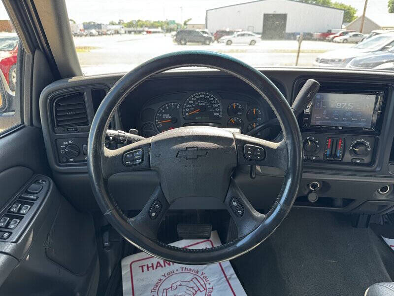 2004 Chevrolet Silverado 1500 LS