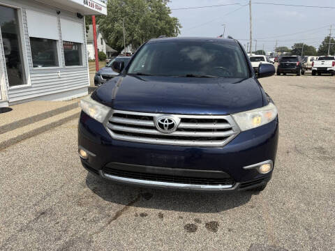 2013 Toyota Highlander SE