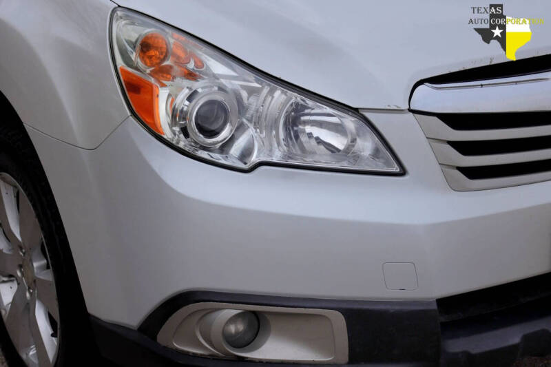 2011 Subaru Outback 2.5i Premium