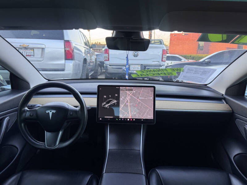 2019 Tesla Model 3 Standard Range Plus