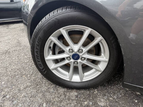 2017 Ford Focus SE