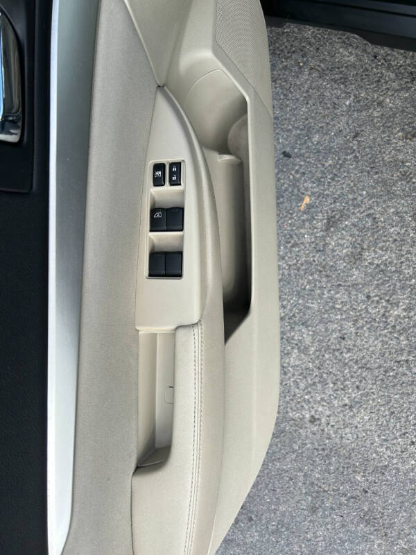 2012 Subaru Outback 2.5i