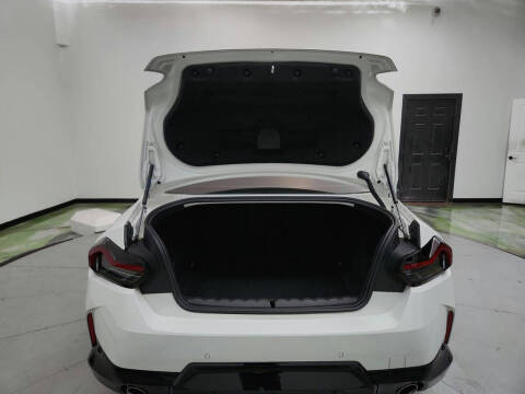 2023 BMW 2 Series 230i