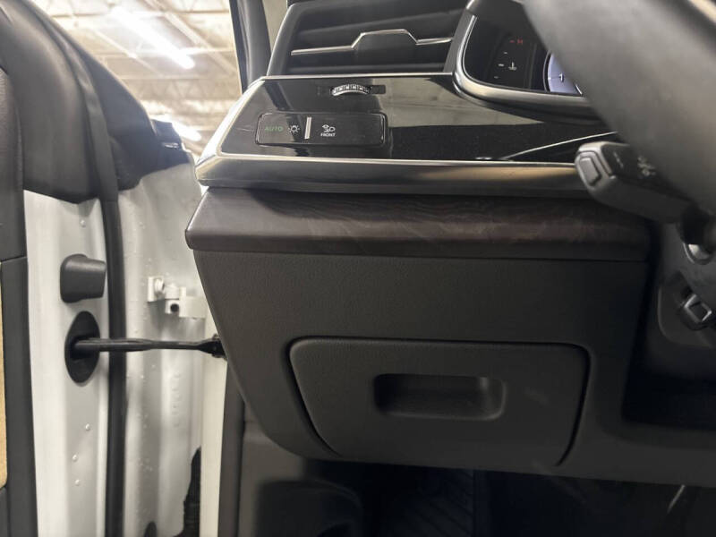 2019 Audi Q8 quattro Prestige 55 TFSI