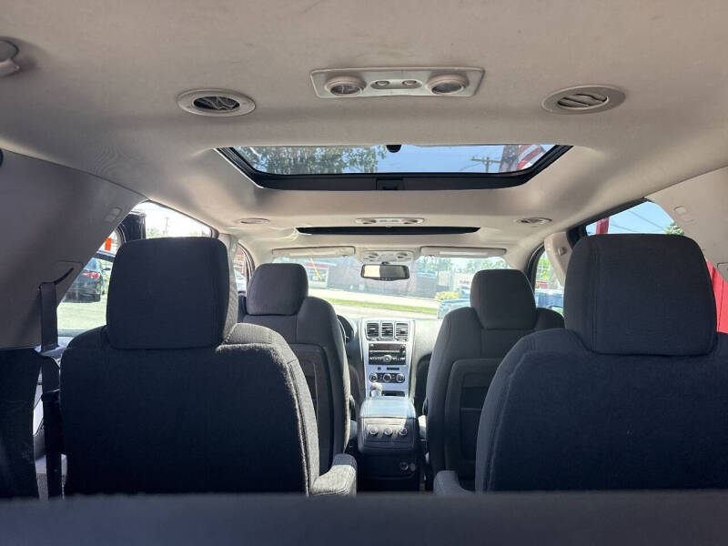 2012 GMC Acadia SLE
