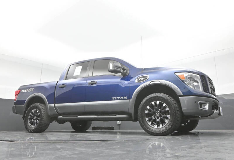 2017 Nissan Titan