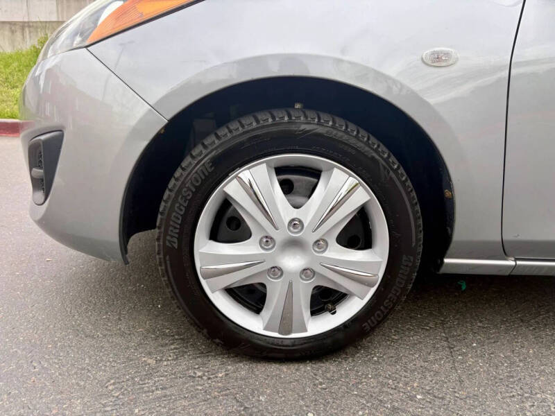 2014 Mazda MAZDA2 Sport