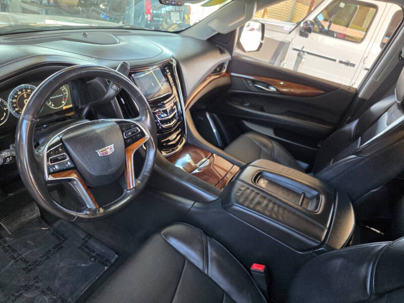 2015 Cadillac Escalade Premium