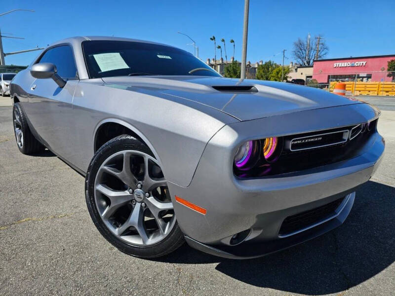 2015 Dodge Challenger SXT Plus