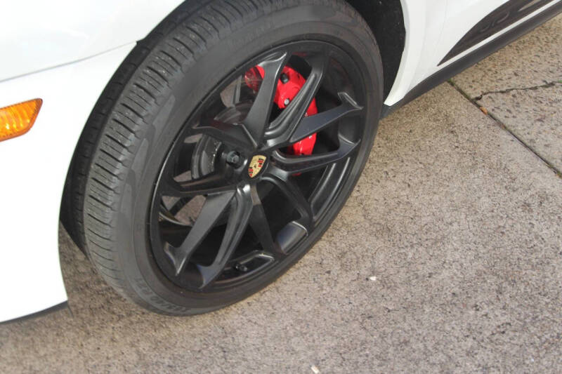 2023 Porsche Macan GTS