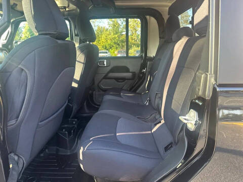 2023 Jeep Gladiator Overland