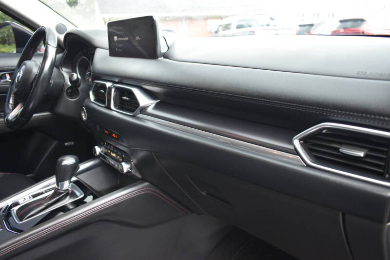 2021 Mazda CX-5 Carbon Edition