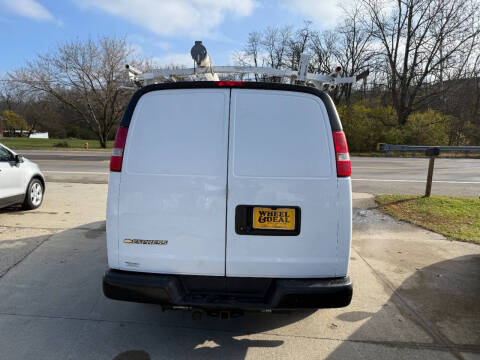 2017 Chevrolet Express 2500