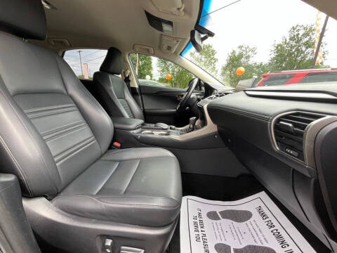2017 Lexus NX 200t