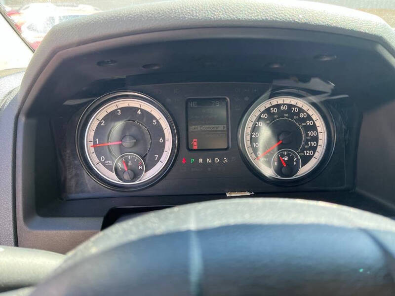 2017 RAM 1500 SLT