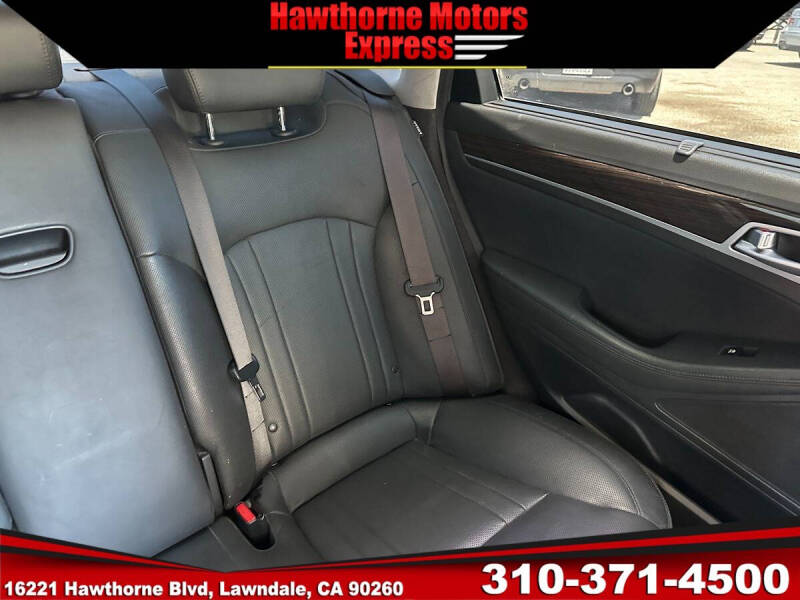2015 Hyundai Genesis