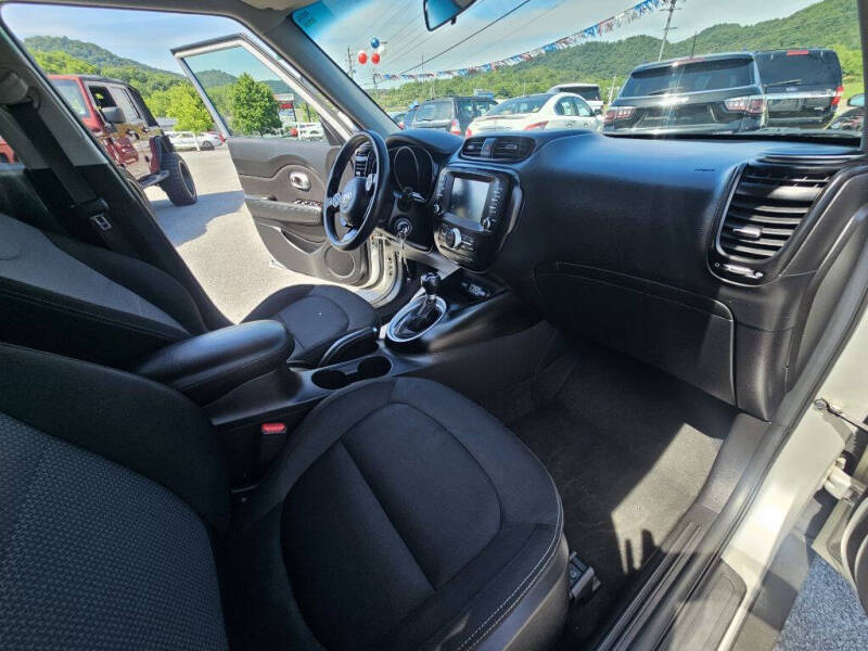 2018 Kia Soul +