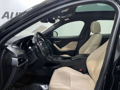 2020 Jaguar F-PACE 25t Premium