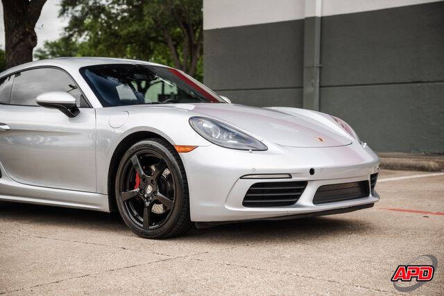 2017 Porsche 718 Cayman