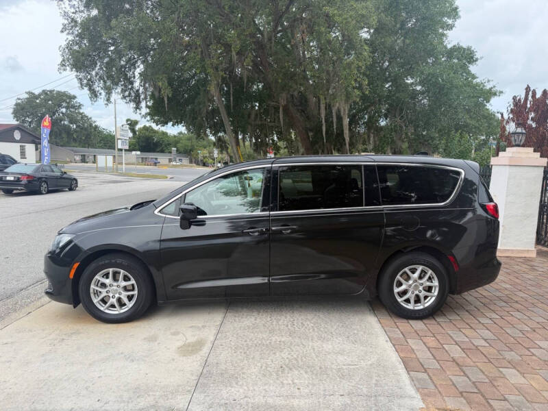 2018 Chrysler Pacifica LX