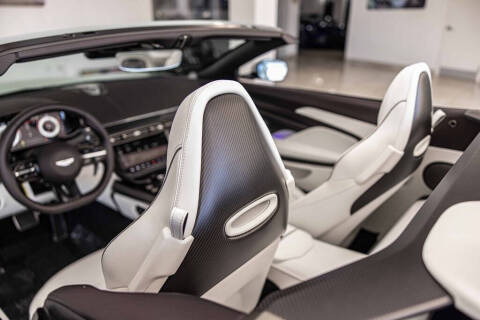 2026 Aston Martin Vanquish Volante