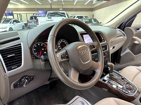 2012 Audi Q5 3.2 quattro Premium Plus
