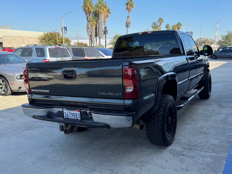 2003 Chevrolet Silverado 2500HD LS