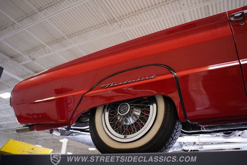 1964 Ford Thunderbird