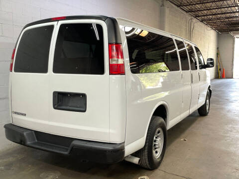 2017 Chevrolet Express LS 3500