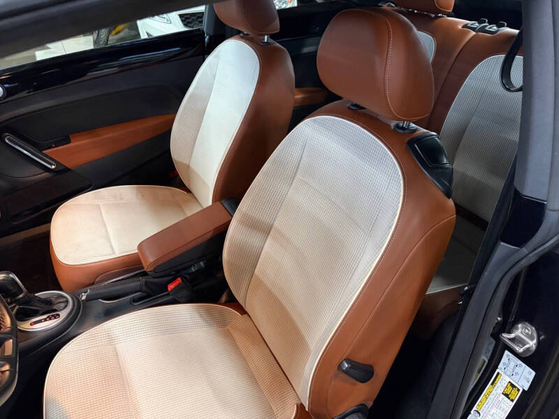 2016 Volkswagen Beetle 1.8T Classic PZEV