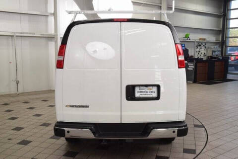 2025 Chevrolet Express 2500