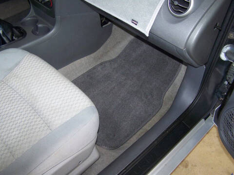 2006 Saturn Ion 2